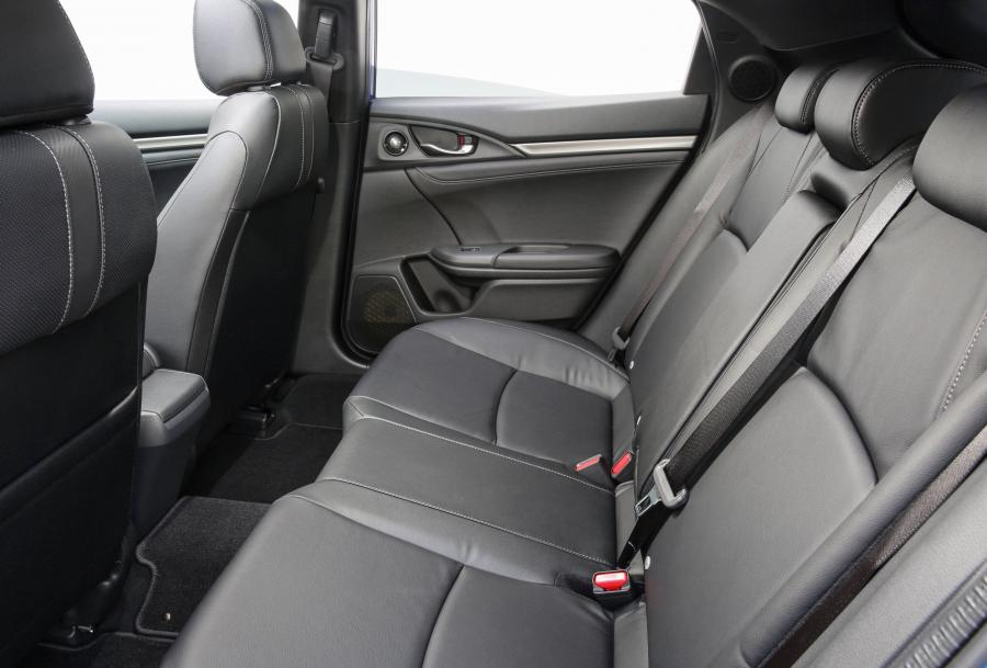 Интерьер Honda Civic VTi-LX Hatchback 2017 года  (AU) (фото 40 из 40)